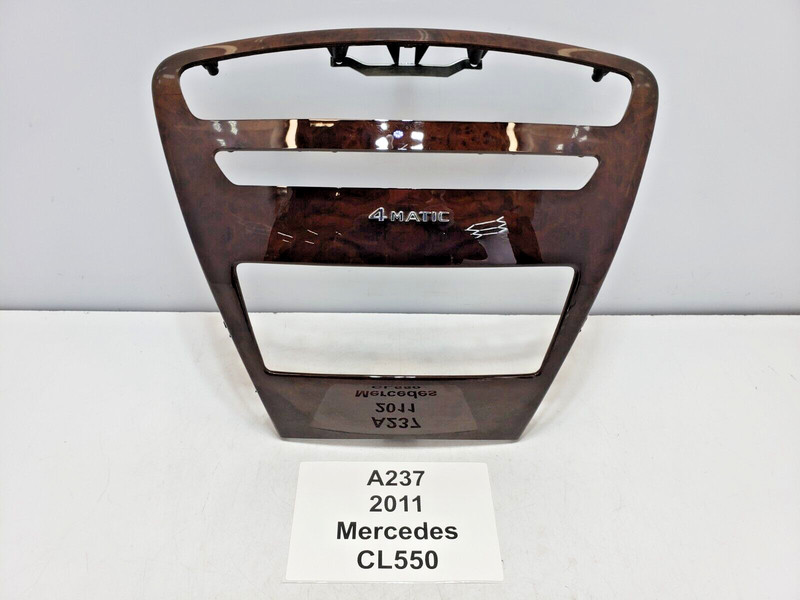✅ 2007-2014 OEM Mercedes W216 CL550 Center Console Command Unit Radio Bezel Trim