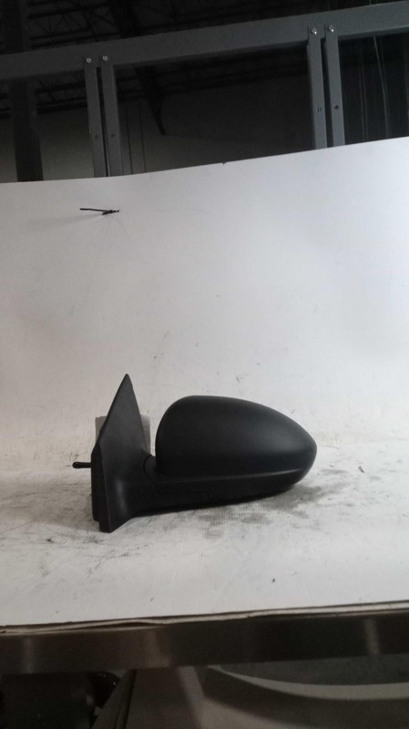 2011-2014 Chevrolet Cruze Left Door Mirror Assembly White, Used, 119K Miles