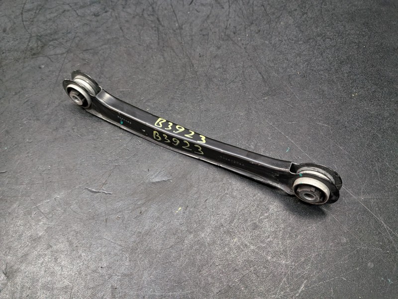 Rear Right Trailing Link Upper Control Arm 2022 Buick Envision 84131343 21 23