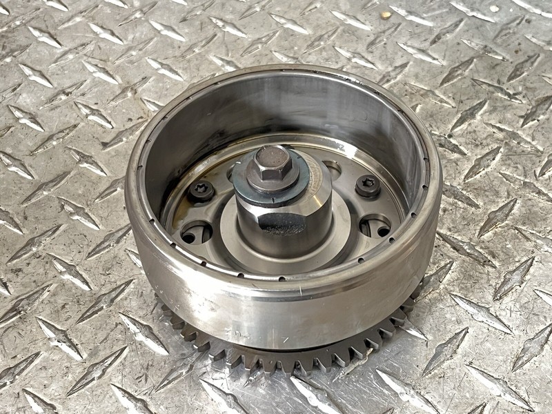 99 Honda CBR 600 F4 Engine Flywheel Magneto Rotor One way Starter Gear CBR600
