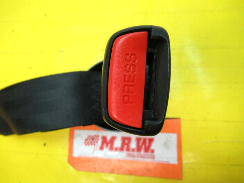 SEAT BELT BUCKLE BACK LATCH LOCK REAR CENTER MIDDLE for 00 01 NISSAN MAXIMA I30