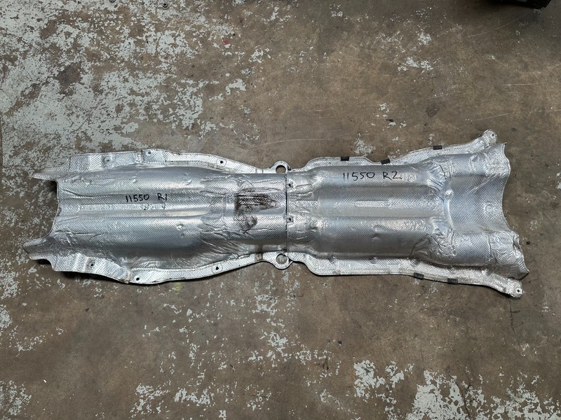 10-19 BMW 550i 650i Gran Coupe UNDER BODY EXHAUST PIPE HEAT SHIELD OEM