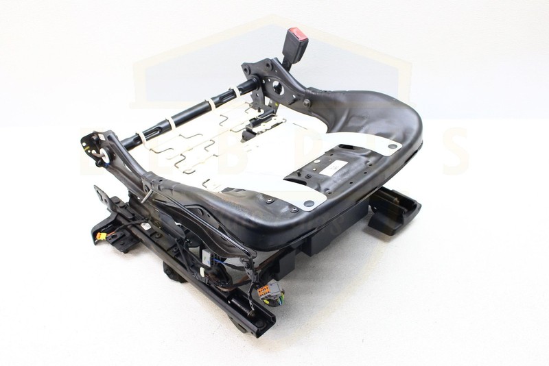 2015 - 2020 CHEVY TAHOE FRONT PASSENGER RIGHT SEAT TRACKS OPT AN3 W/O LUXURY