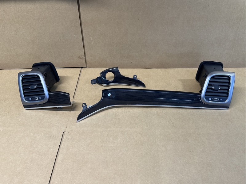 2011-2017 Jeep Grand Cherokee Dash Center Right Vent Ignition Trim Set OEM