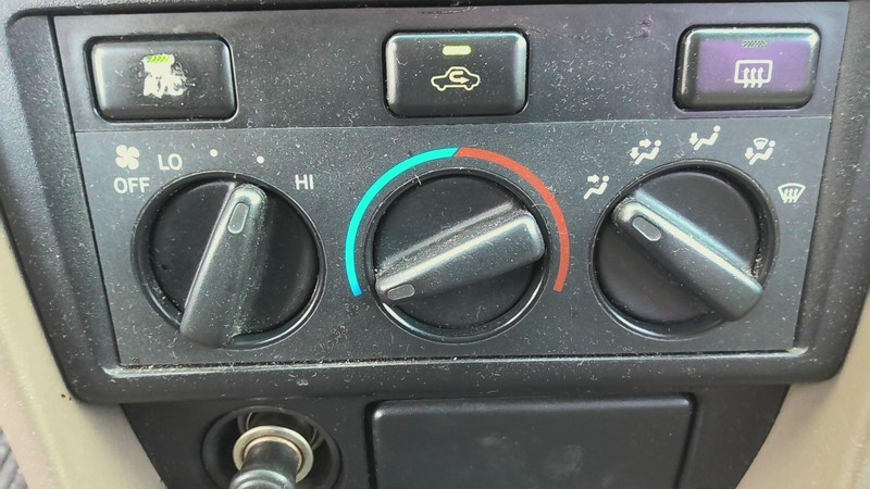 Heater A/c Control TOYOTA CAMRY 99 00 01
