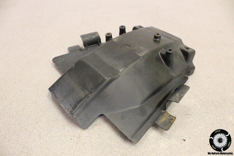 1986 Yamaha Virago 700 XV700 REAR BACK WHEEL INNER FENDER MUD GUARD PLASTIC XV