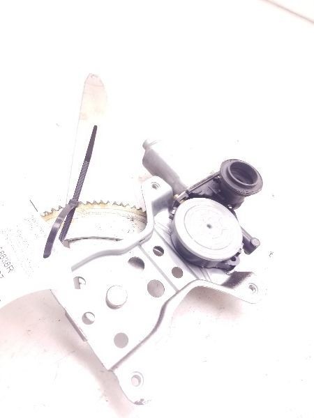 04-06 SCION XB 1.5L FWD AT PASSENGER SIDE REAR DOOR WINDOW REGULATOR