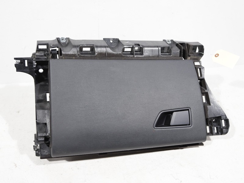 2017-2020 MASERATI LEVANTE DASH DASHBOARD GLOVE BOX STORAGE COMPARTMENT OEM 69K