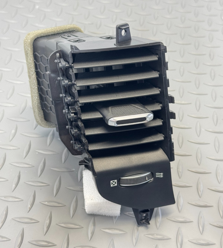 ✅2019-2026 RAM 1500-3500 5th Gen CENTER LEFT SIDE DASH AIR VENT OUTLET A/C OEM