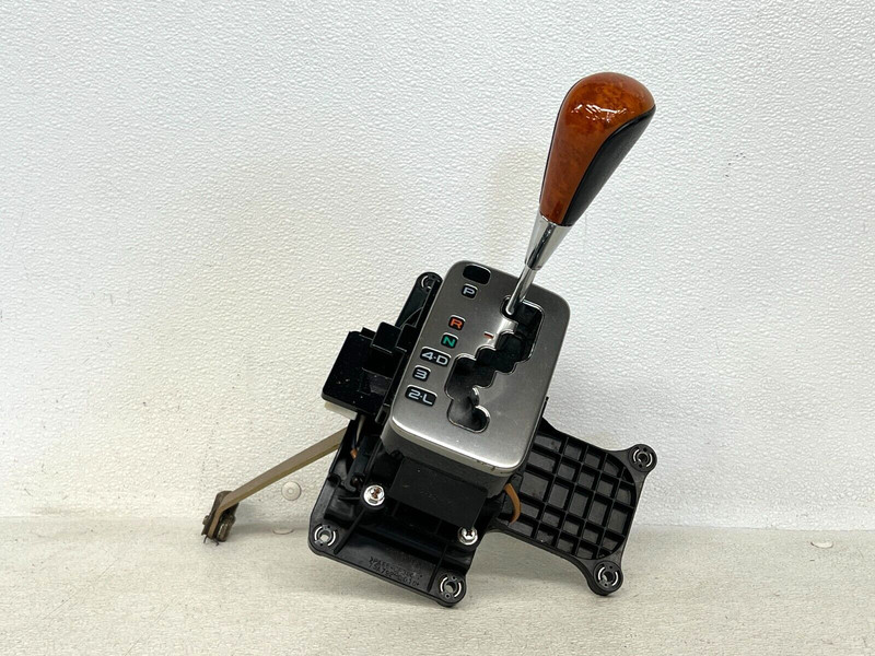 ⭐2003-2007 LEXUS LX470 AUTOMATIC TRANSMISSION GEAR SHIFTER SELECTOR OEM LOT2581