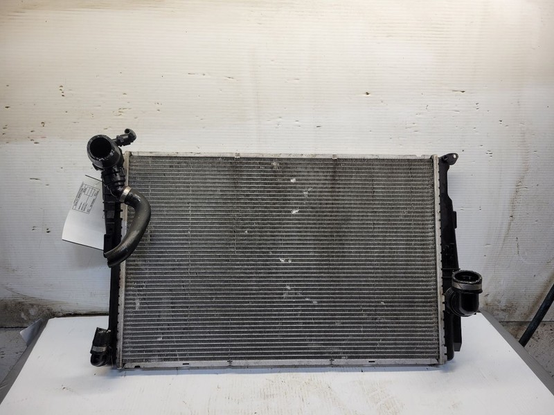 Radiator 6 Cylinder Fits 11-17 BMW X3 1580693