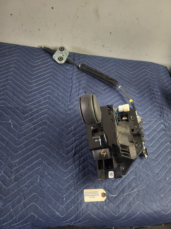 Used Oem Subaru AT Transmission Floor Shifter Gear Selector for 2019-2025 Ascent