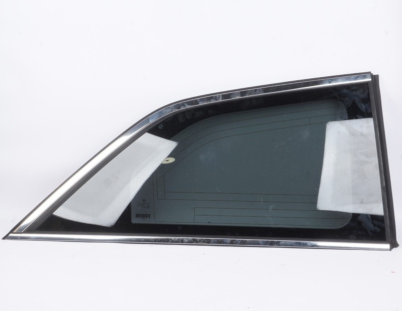 2011-2017 HONDA ODYSSEY REAR RIGHT PASS QUARTER WINDOW GLASS TINT OEM