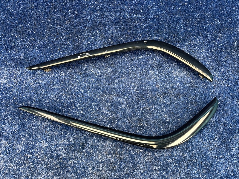 2016–2019 BUICK CASCADA REAR INTERIOR SIDE PANEL TRIM SET OEM 13372035 13372036