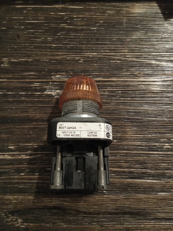 Allen-Bradley 800T-QH2A Series V Pilot Light