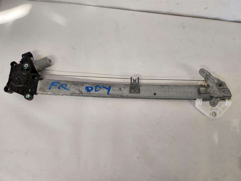 2018-2023 Honda Odyssey Front Passenger Door Power Window Motor Regulator 72210-