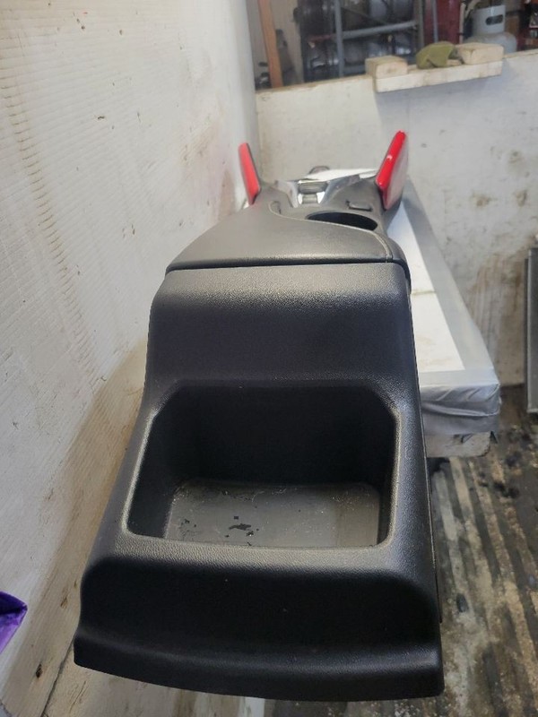Console Front Floor Leather Fits 16-18 CAMARO 1619202