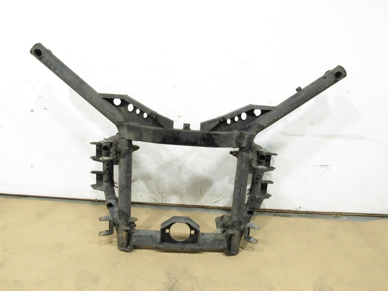 02-06 Maserati Coupe GT 2004 4.2L RWD Rear Suspension Crossmember Subframe ;