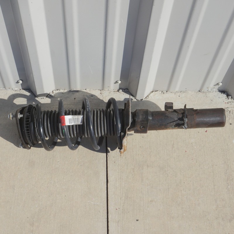 2012 - 2018 Ford Focus Front left Driver Side Shock Strut Absorber OEM