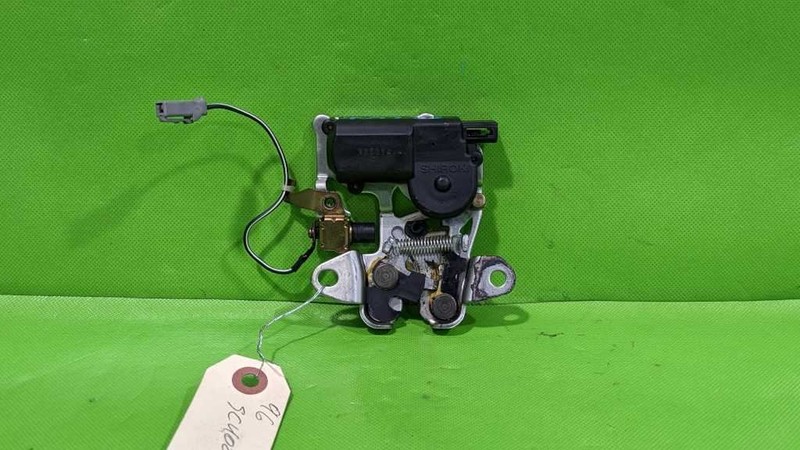 92-00 LEXUS SC400 TRUNK LOCK LATCH OEM 4597-38