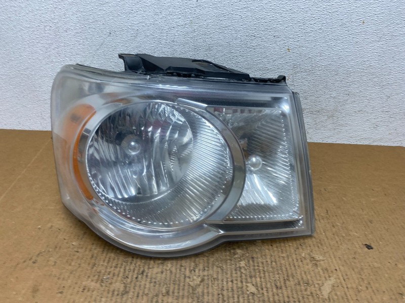 2007 2008 2009 Chrysler Aspen Right Passenger RH Halogen Headlight AE2661 DW