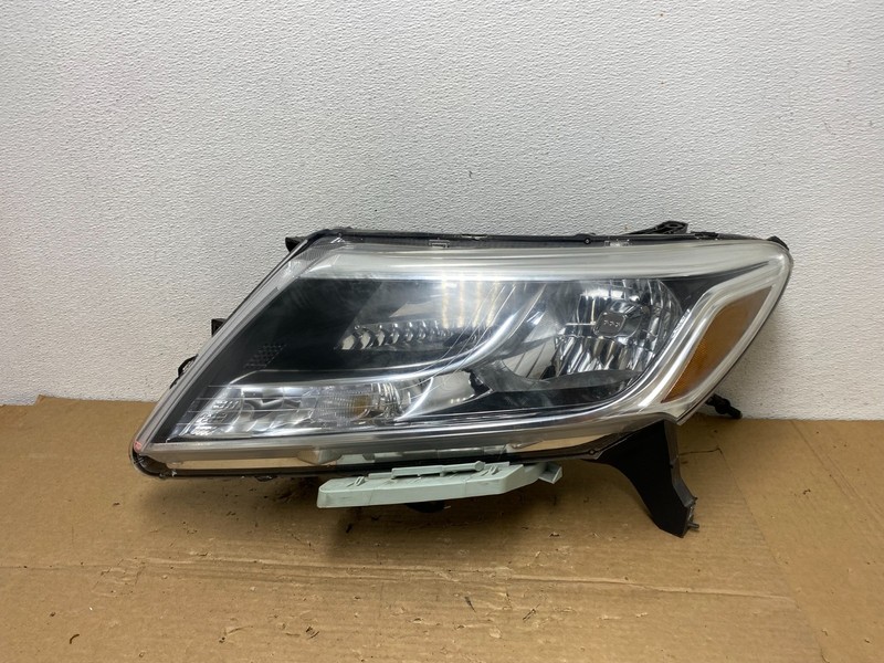 2013 to 2016 Nissan Pathfinder Left Driver LH Side Headlight Halogen AD4052 DW