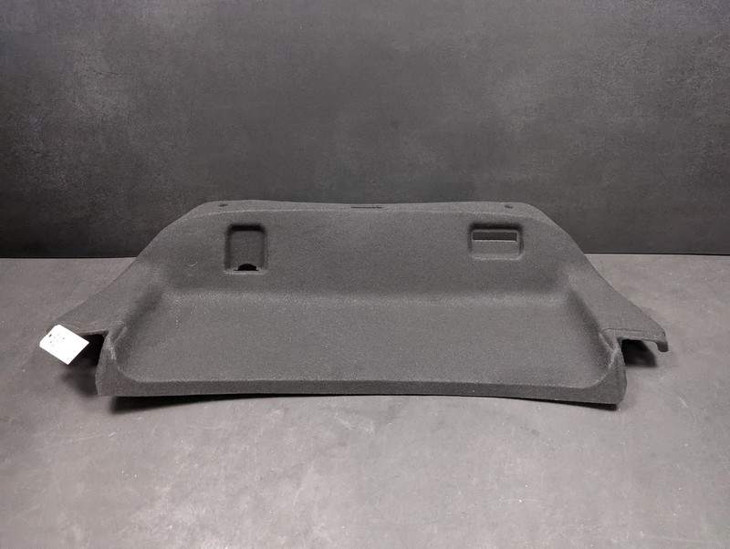 Rear Trunk Deck Lid Trim Panel 2022 Cadillac CT4 84824672 2020 2021