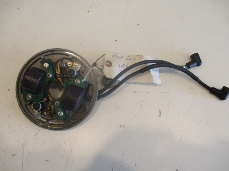 0580738 Evinrude Johnson 3 Hp Outboard Armature Plate Assembly and Coils 1968