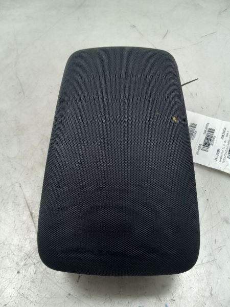 06-10 SCION TC CENTER CONSOLE LID