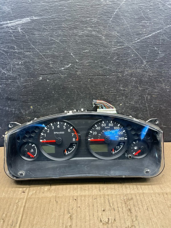 2005 Nissan Xterra Frontier Speedometer Cluster Gauge OEM S2362 DG