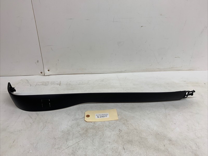 ⚡️2016-20 TESLA MODEL X PASSENGER SIDE MID C-PILLAR TRIM COVER PANEL RH 24077 U8