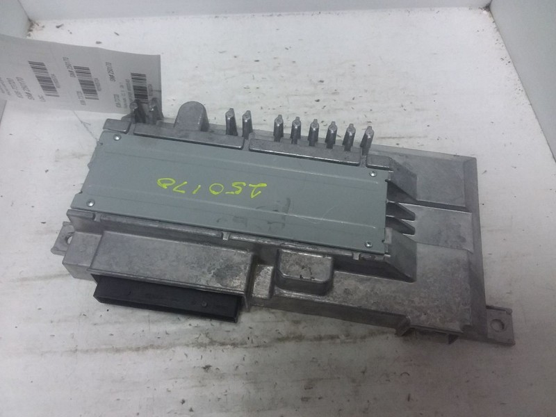 Radio Amplifier Trunk Mounted Fits 17-19 AUDI A4 8W0035465