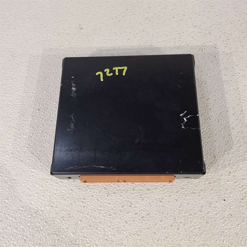 97-98 Corvette C5 Electronic Suspension Control Module 16265761 Aa7277
