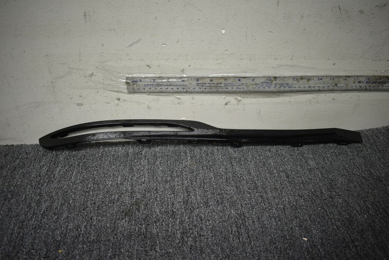 2017-2019 RANGE ROVER VELAR MOLDING TRIM FACTORY OEM