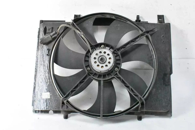 04-08 Chrysler Crossfire Radiator Cooling Fan Assembly A0015002393 OEM