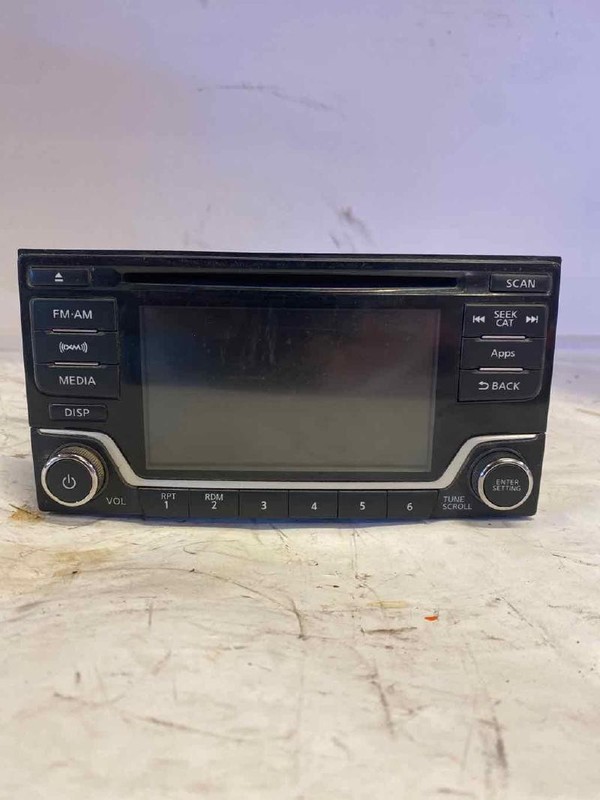 Audio & Visual Equip.(radio) NISSAN SENTRA 15