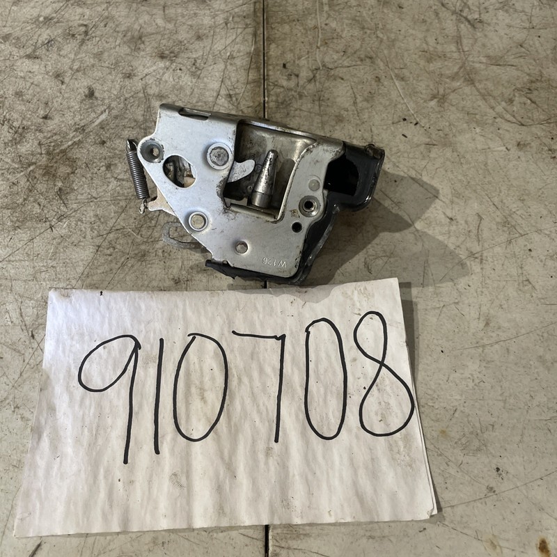 86-91 MERCEDES W126 REAR RIGHT DOOR LOCK LATCH OEM