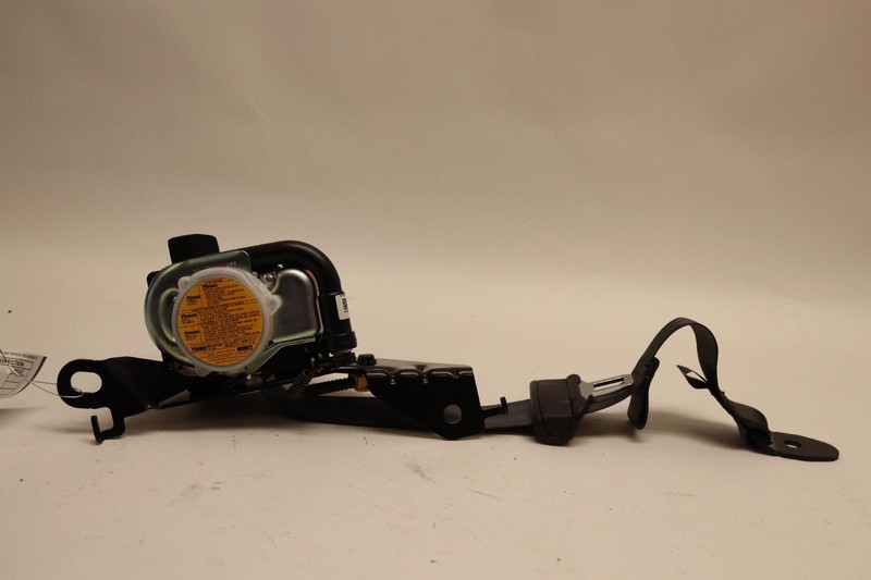 2022 SUBARU WRX REAR SECOND ROW RIGHT SIDE SEAT BELT OEM