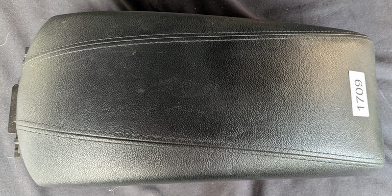 11-14 Hyundai Sonata Center Console Armrest Arm Rest Lid Black OEM