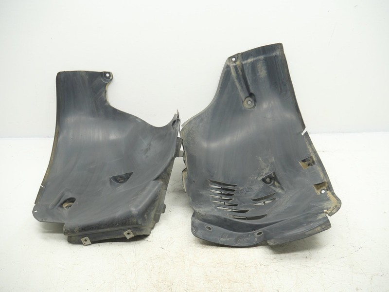 2007-2009 Mercedes E350 Inner Fender Liner Splash Guard RH A2116980230 OEM
