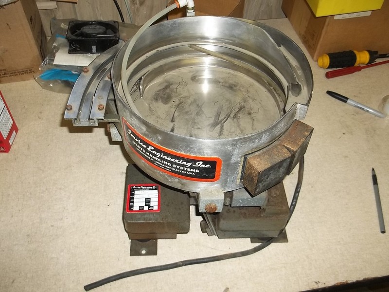 Service Engineering Vibratoy Feeder Bowl 22378-1 115V *FREE SHIPPING*