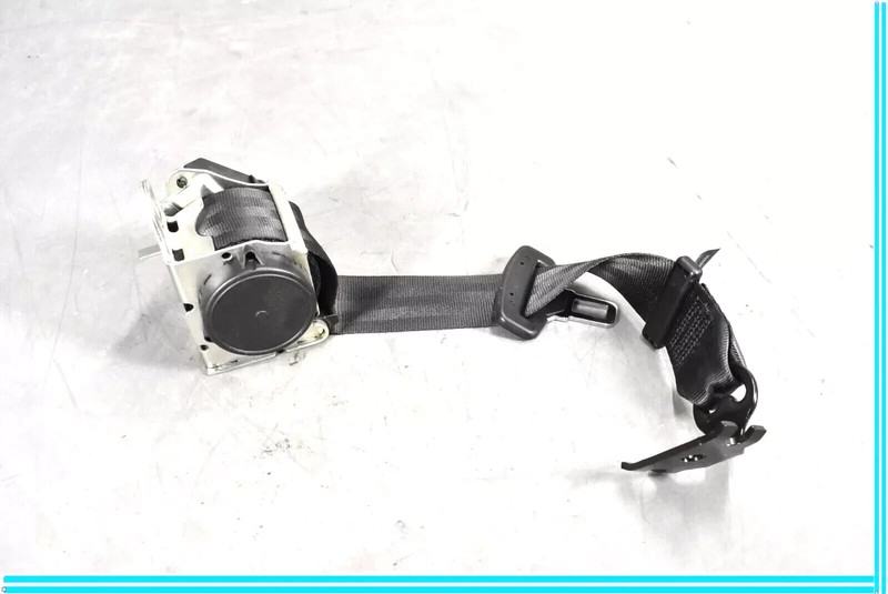 14-21 Maserati Quattroporte Rear Center Middle Seat Belt Retractor Black OEM