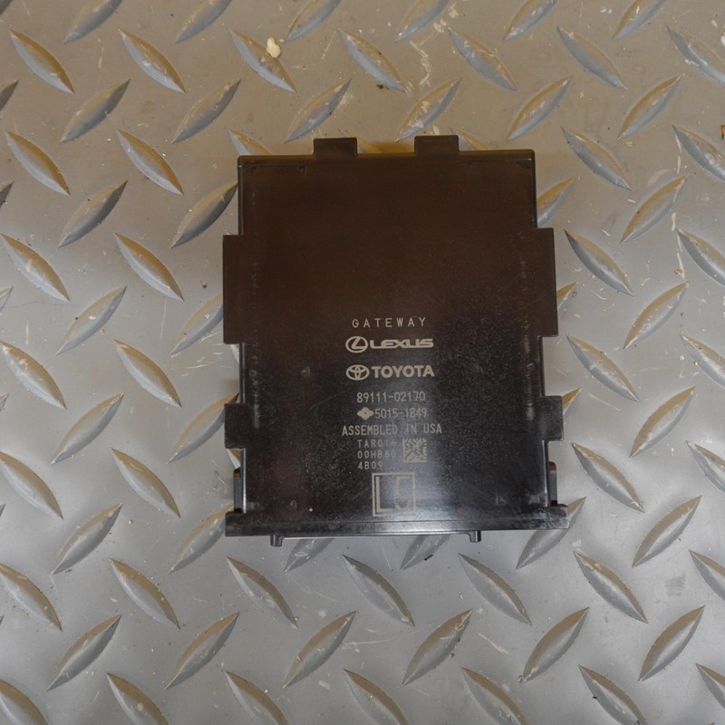 2024-2025 TOYOTA COROLLA NETWORK GATEWAY ID 8911102170