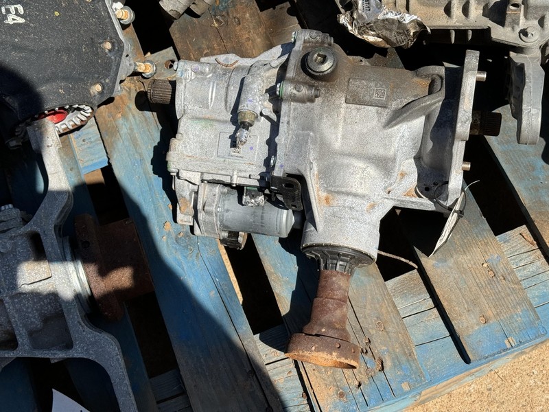 2021-2022 FORD BRONCO SPORT 4X4 TRANSFER CASE ASSEMBLY OEM
