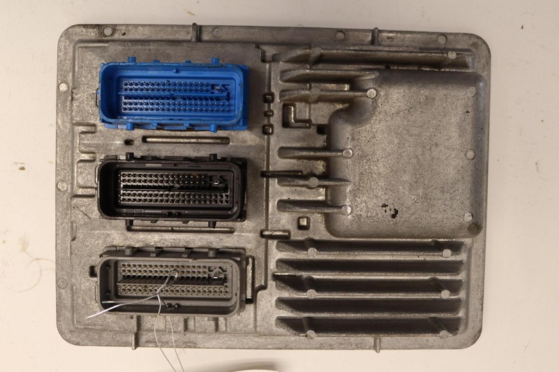 2018-2020 GMC TERRAIN 1.5L A/T ECM ENGINE COMPUTER CONTROL MODULE BRAIN OEM