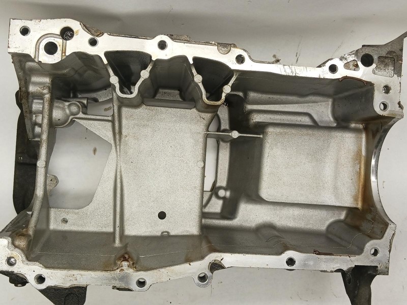 10-'18 TOYOTA PRIUS upper Oil Pan 1.8L OEM 6 Month Warranty!