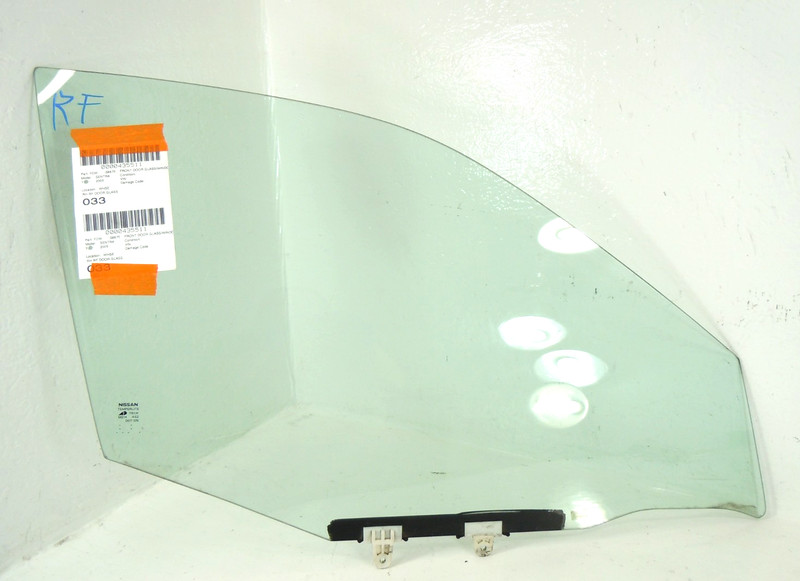 2000-2006 Nissan Sentra Front Door Window Glass Passenger Right RH OEM