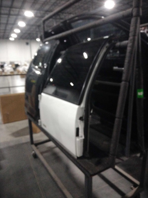 1998 Chevrolet Suburban 2500 Left Rear Door White OEM 218447 208K Miles