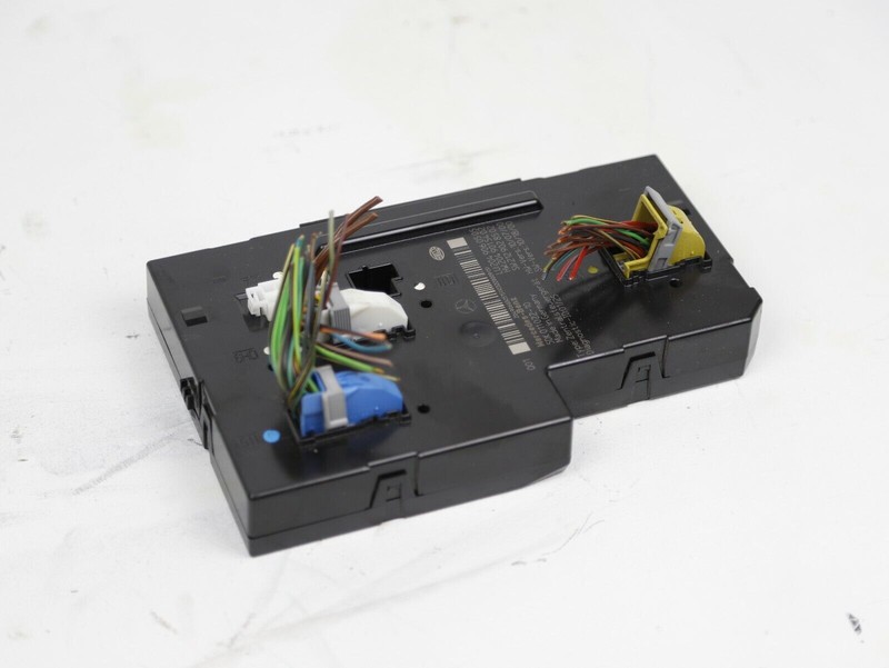 MERCEDES FUSE BOX CONTROL MODULE 2049060505