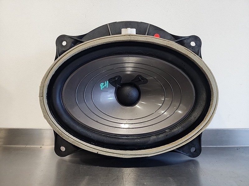 RH 10 - 15 Lexus RX450H Lexus RX35 Front Right Door Speaker OEM 861600E120 12 13